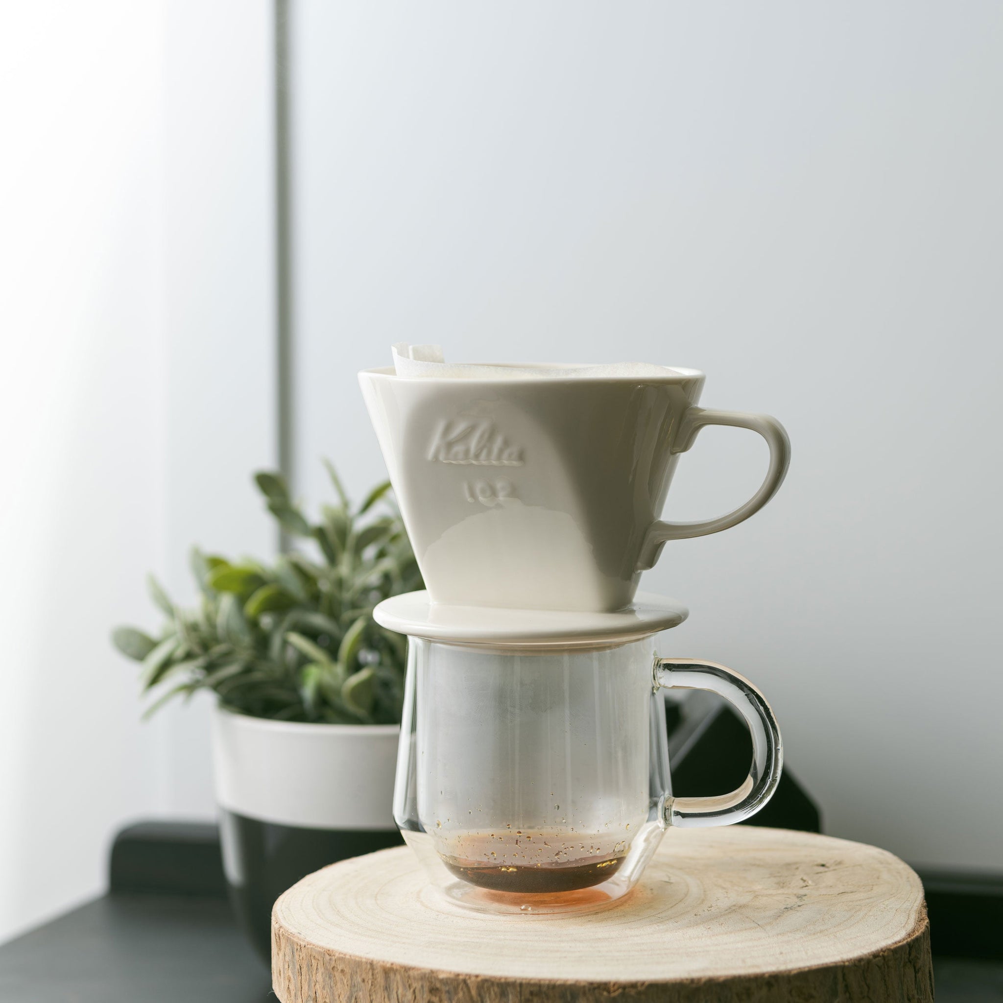 Kalita Style 102 Ceramic Coffee Dripper - White