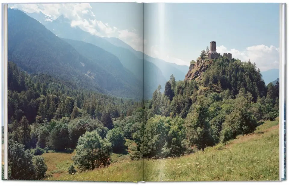Stone Age. Ancient Castles of Europe Taschen